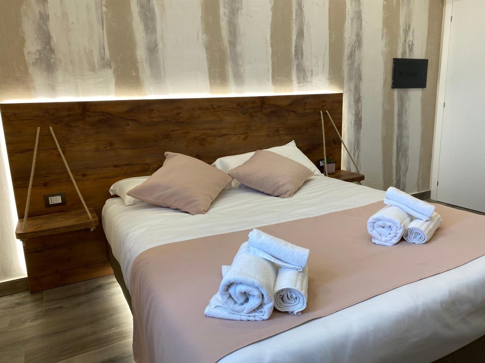 Arsenale Porto Bed and Breakfast Palermo Rum bild